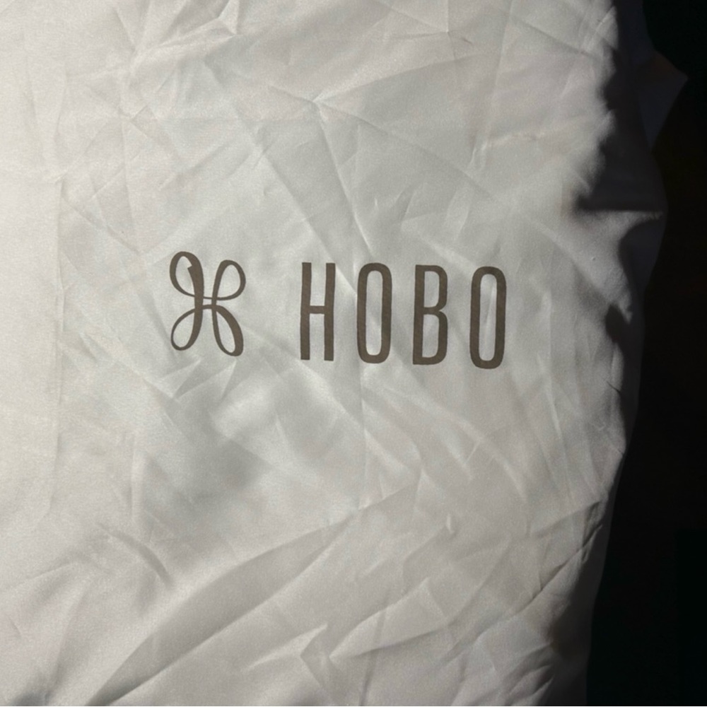 HOBO Crescent Style - Picture 8 of 16